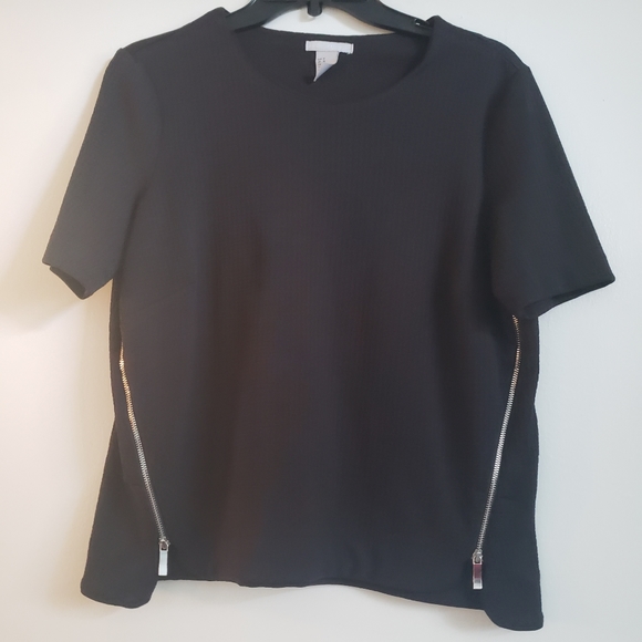 Top - Picture 3 of 3